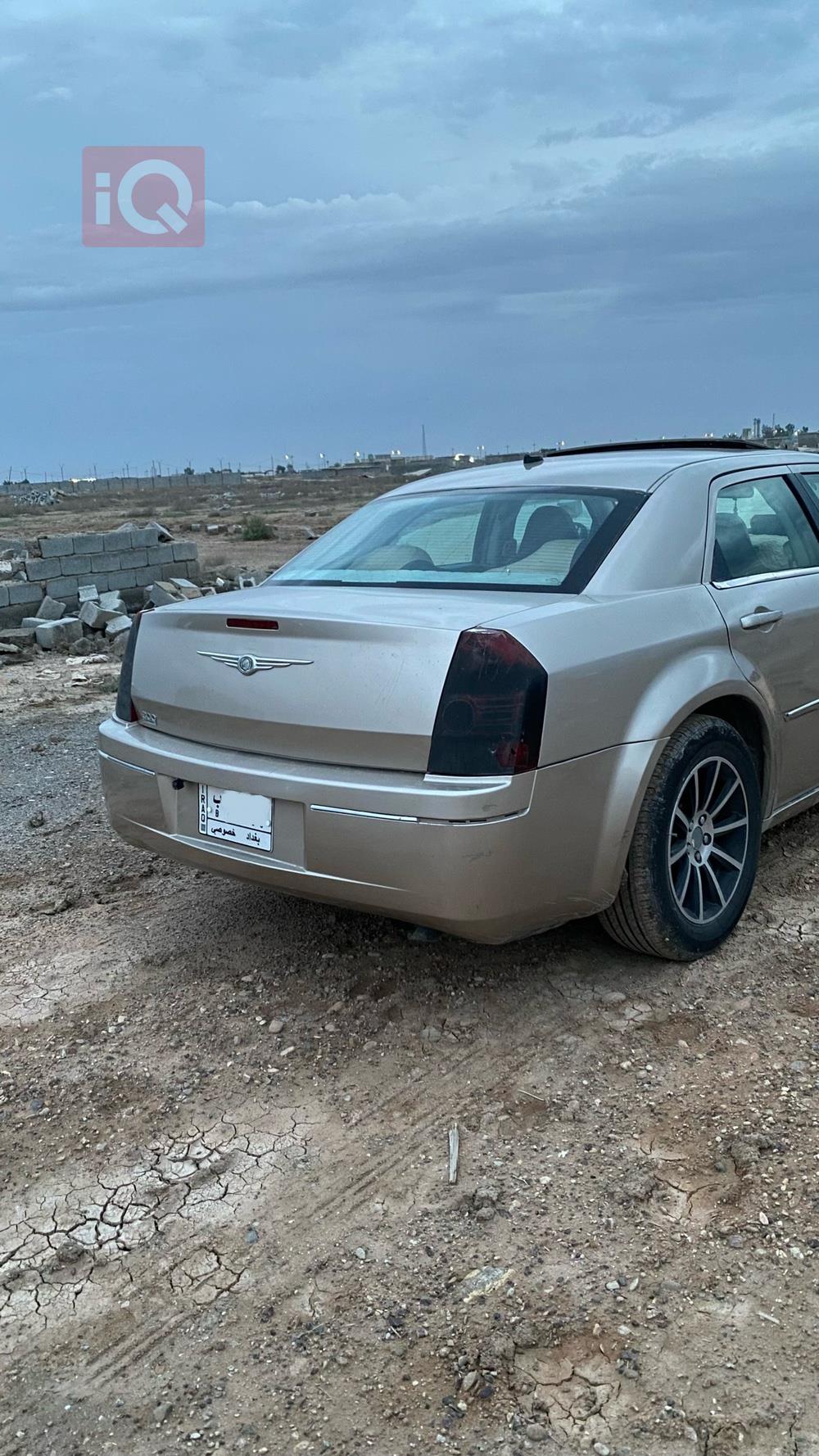 كرايسلر 300